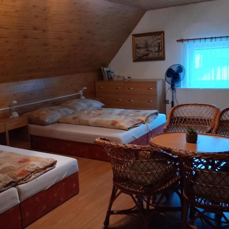 Privat Jan Guest House Виходна Екстериор снимка